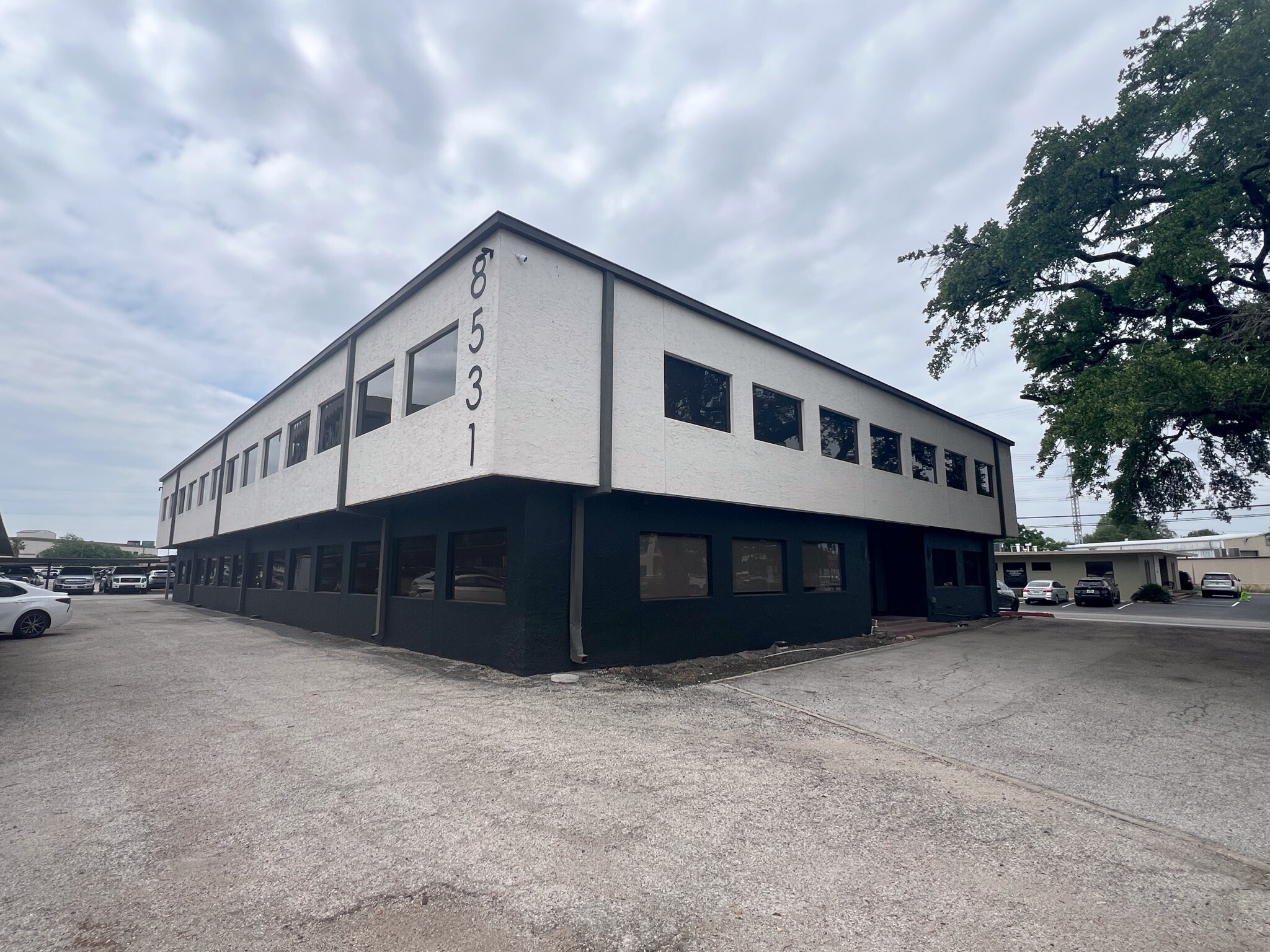 8531 N New Braunfels Ave, San Antonio, TX for Rent