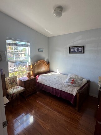 San Marcos, CA Senior Housing - 3728 Linda Vista Dr