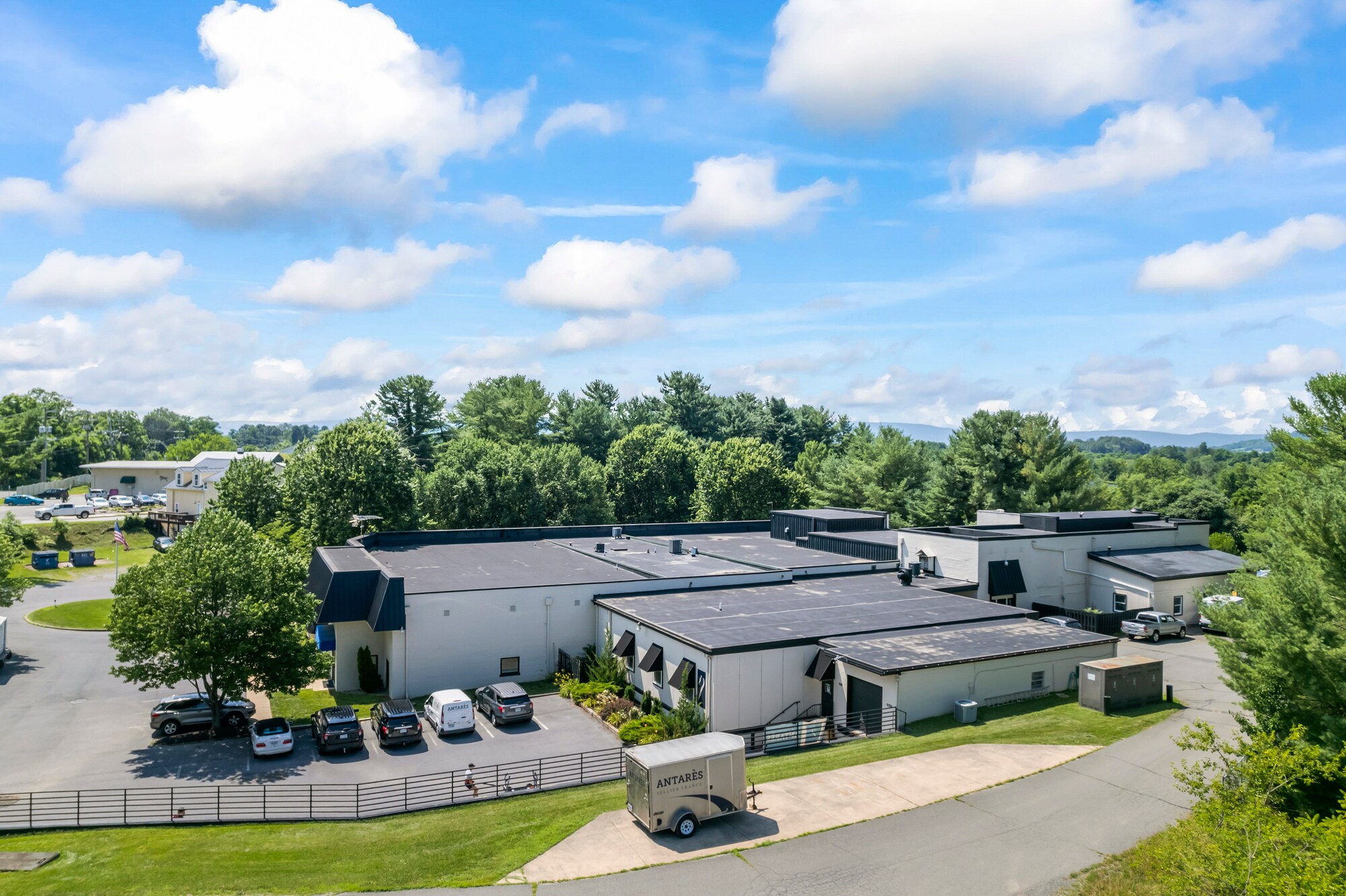210 N 21st St, Purcellville, VA for Sale
