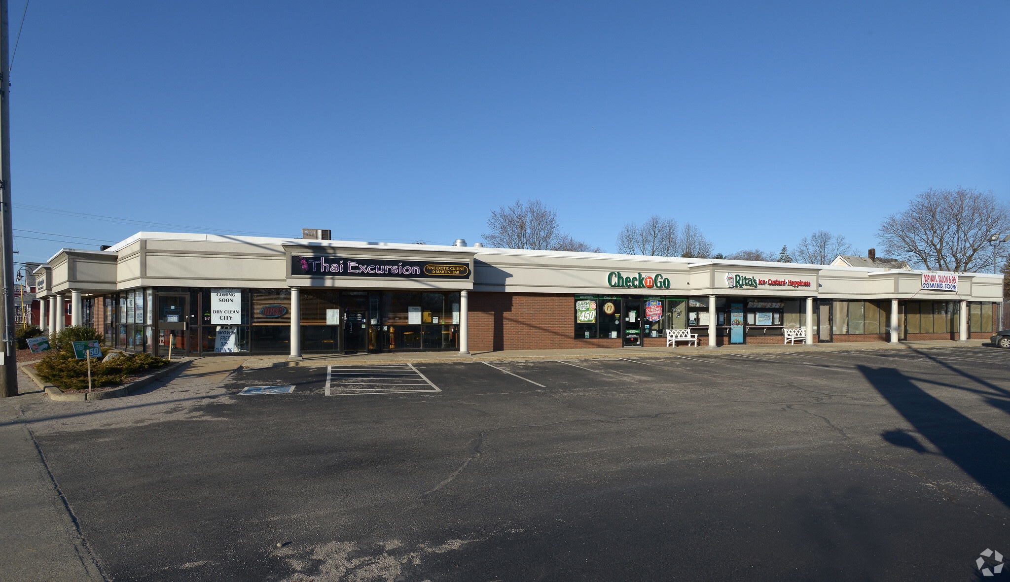 1565 Post Rd, Warwick, RI for Rent