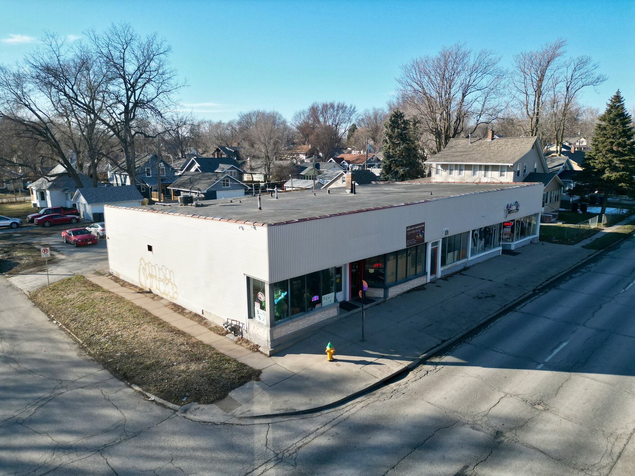 2102 E 14th St, Des Moines, IA for Rent