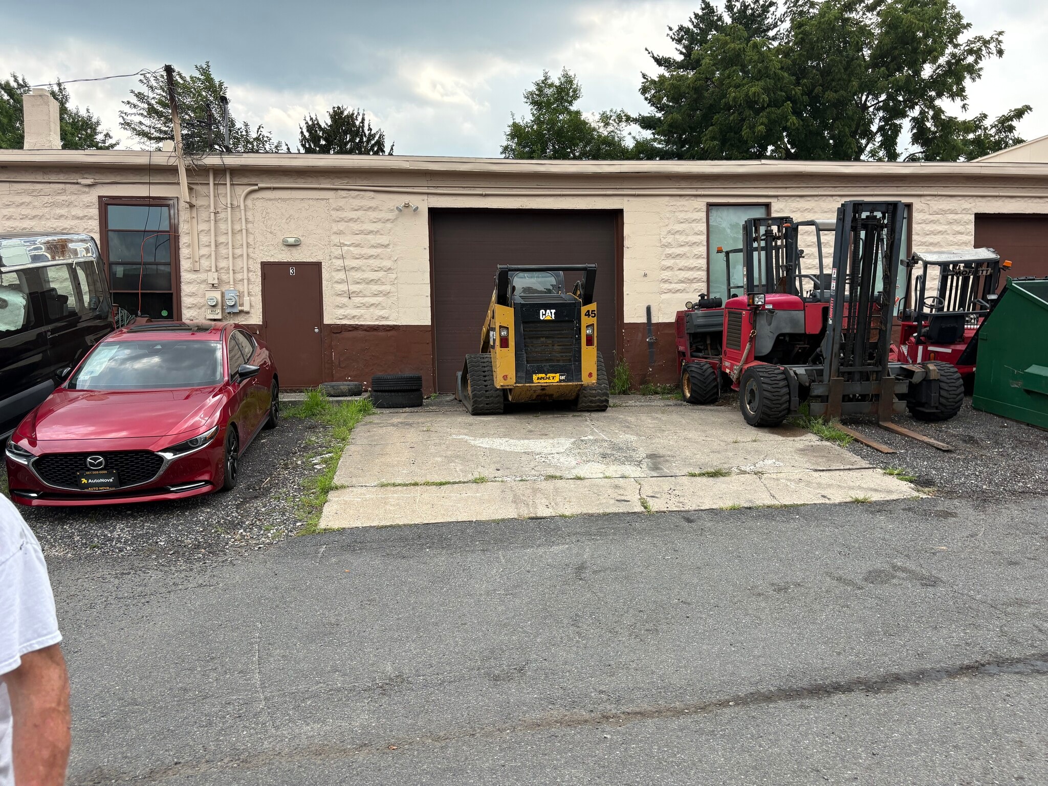550 W Bridge St, Morrisville, PA for Rent