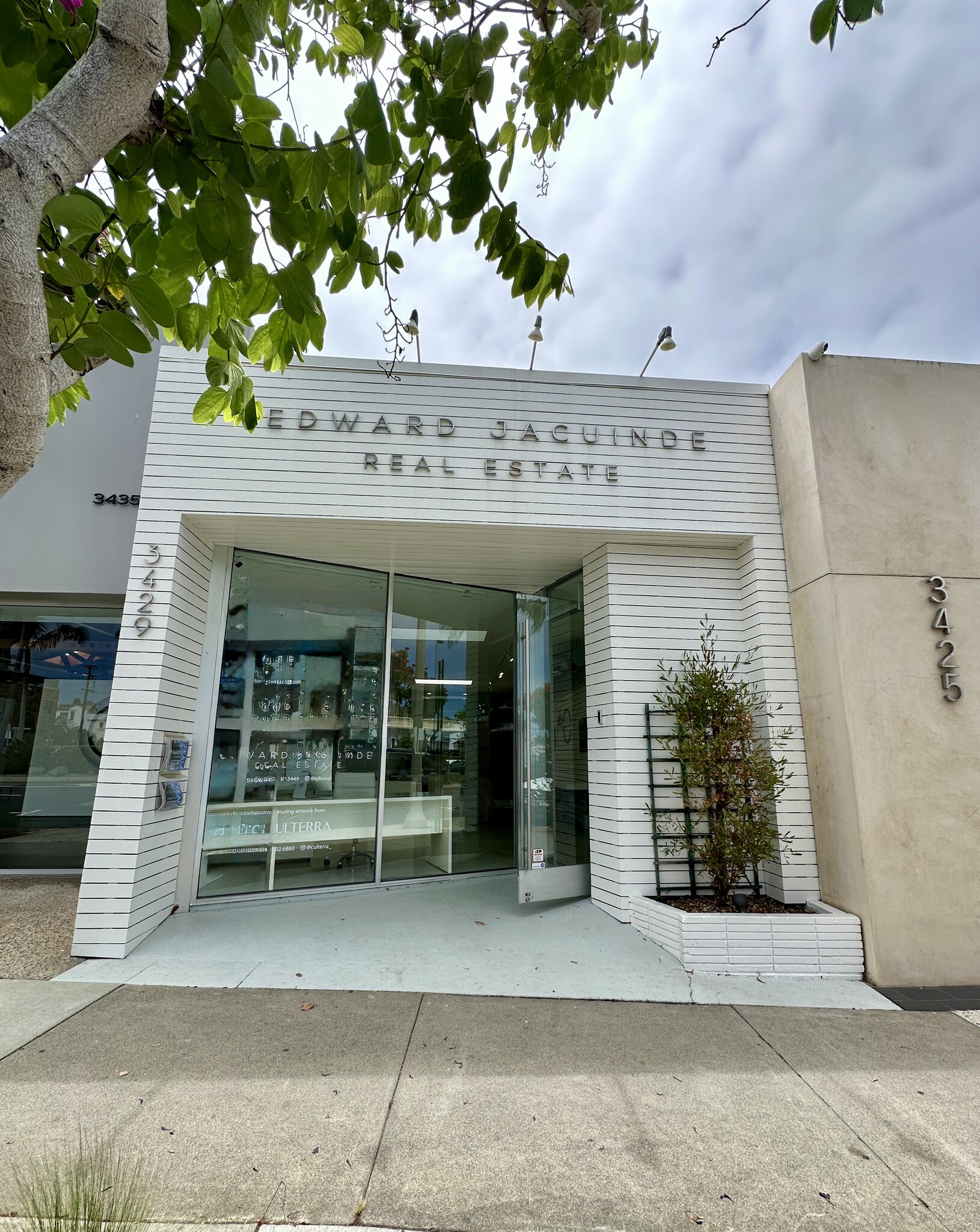 3429 E Coast Hwy, Corona del Mar, CA for Rent