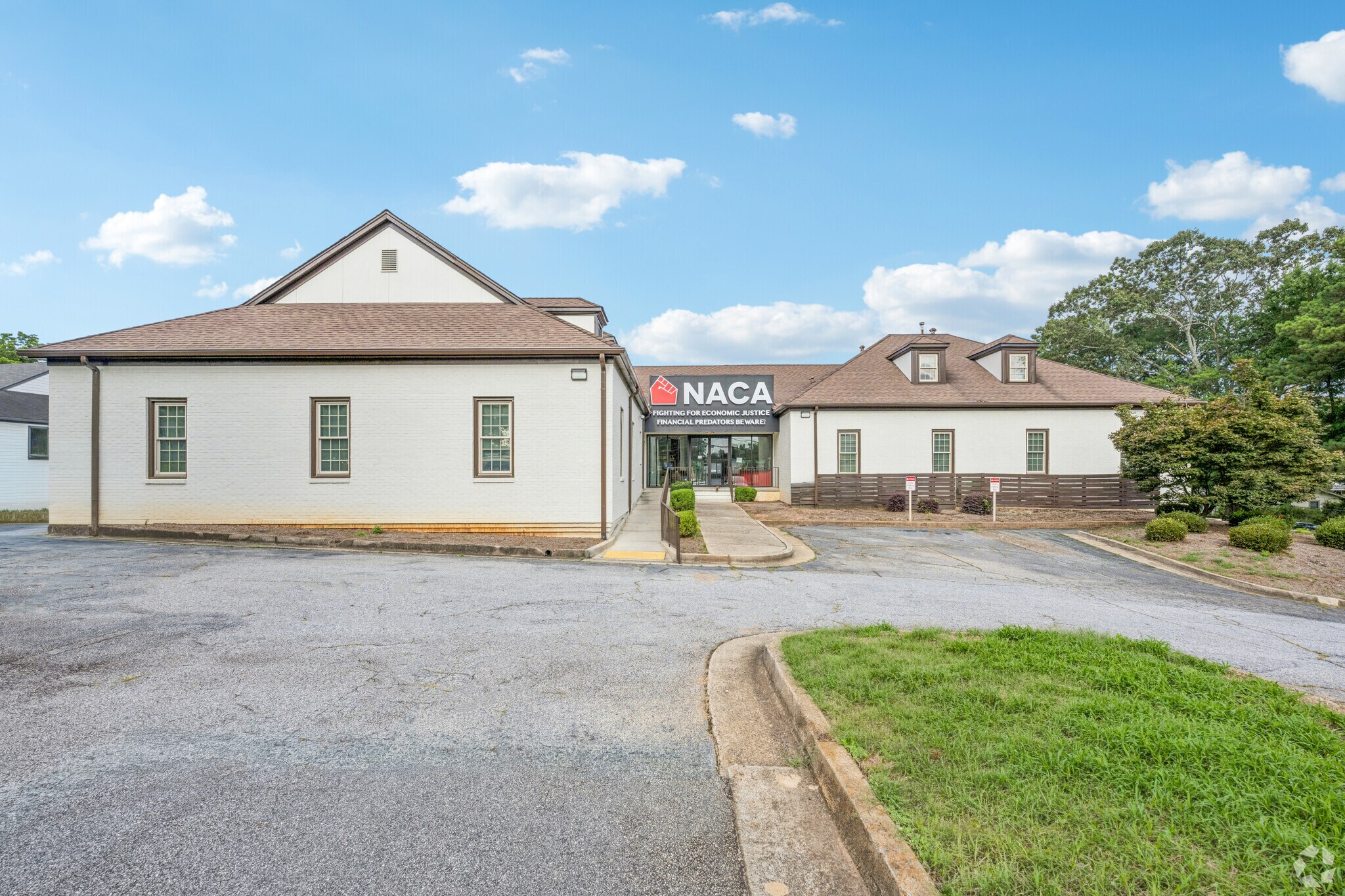 3690 N Peachtree Rd, Atlanta, GA for Rent