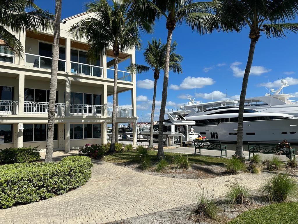 1001 10th Ave S, Naples, FL for Sale