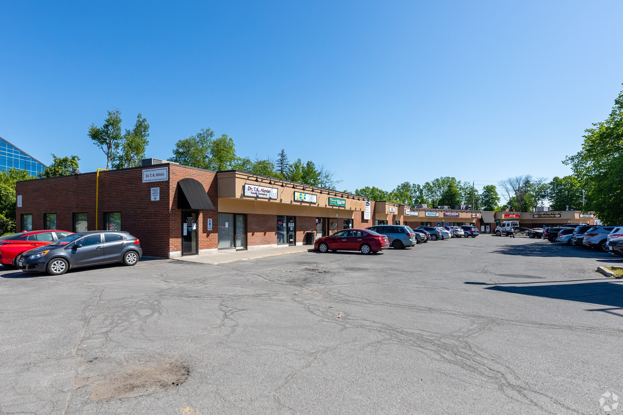 2041-2067 Meadowbrook Rd, Ottawa, ON for Rent