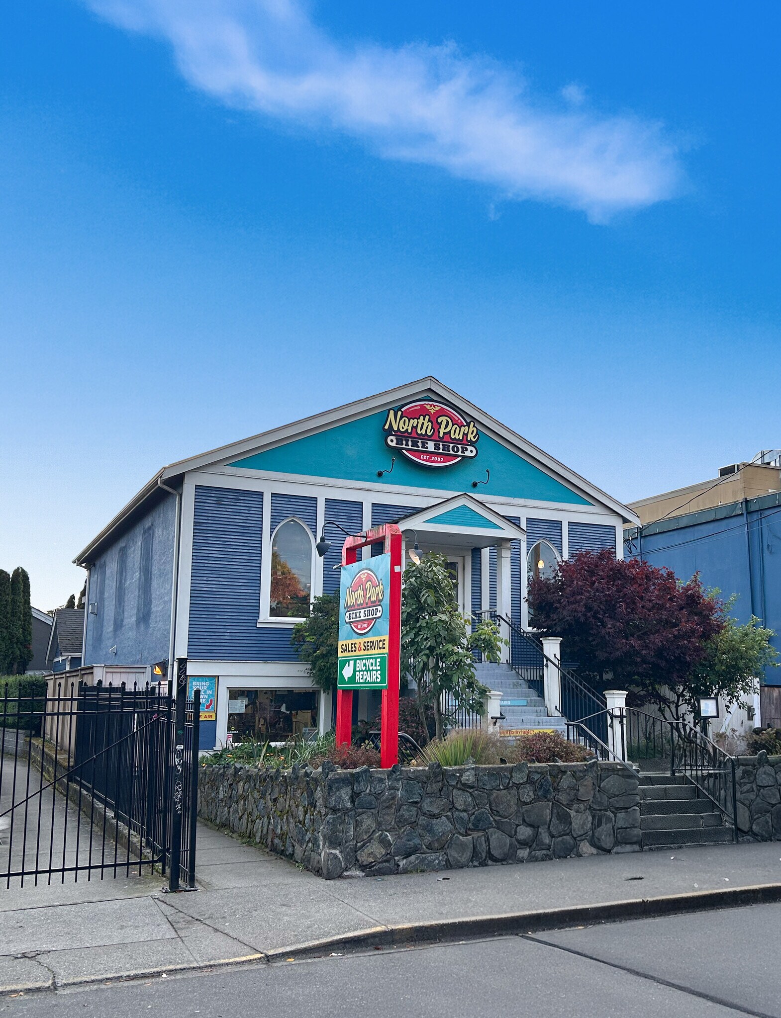1833 Cook St, Victoria, BC for Sale