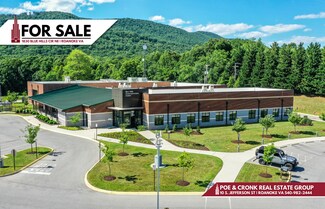 1830 Blue Hills Cir NE  