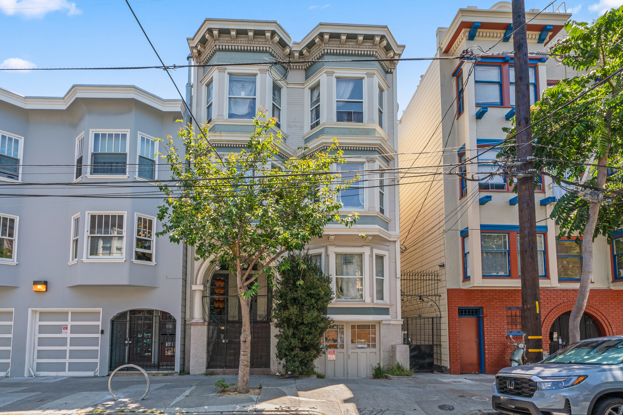 123-127 Albion St, San Francisco, CA for Sale