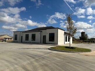 Moore, OK undefined - 1010 S Santa Fe Ave