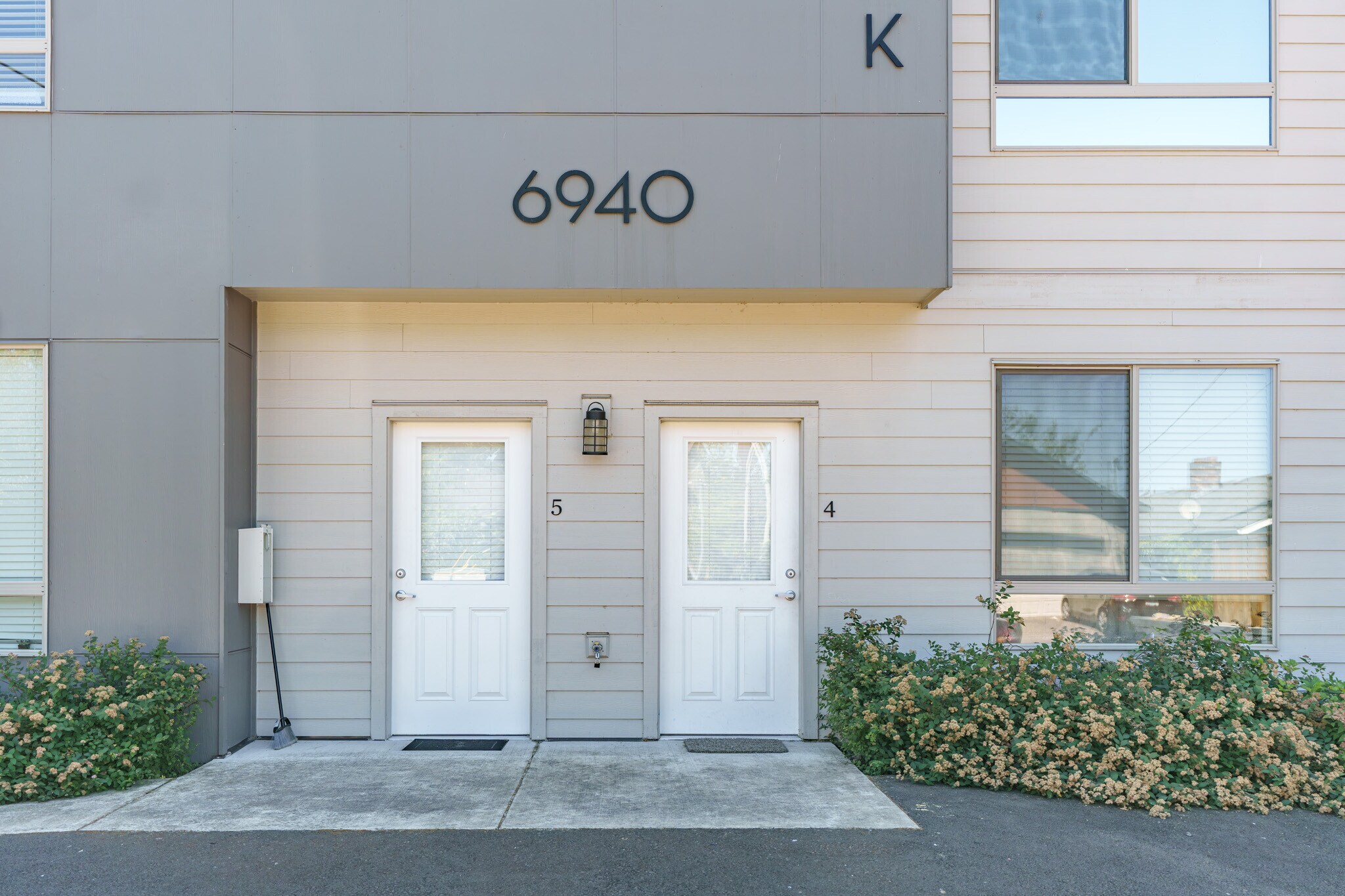6930-6940 SE Long St, Portland, OR for Sale