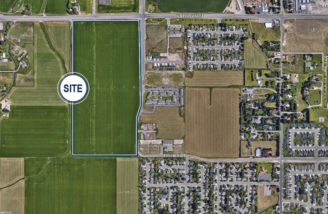3261 W Broadway, Idaho Falls, ID for Sale