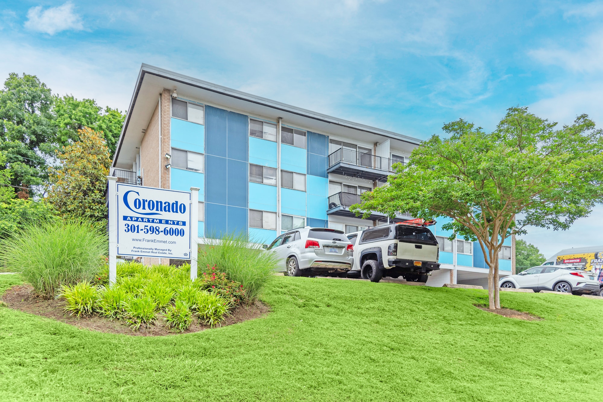 5200-5201 Quincy St, Bladensburg, MD for Sale