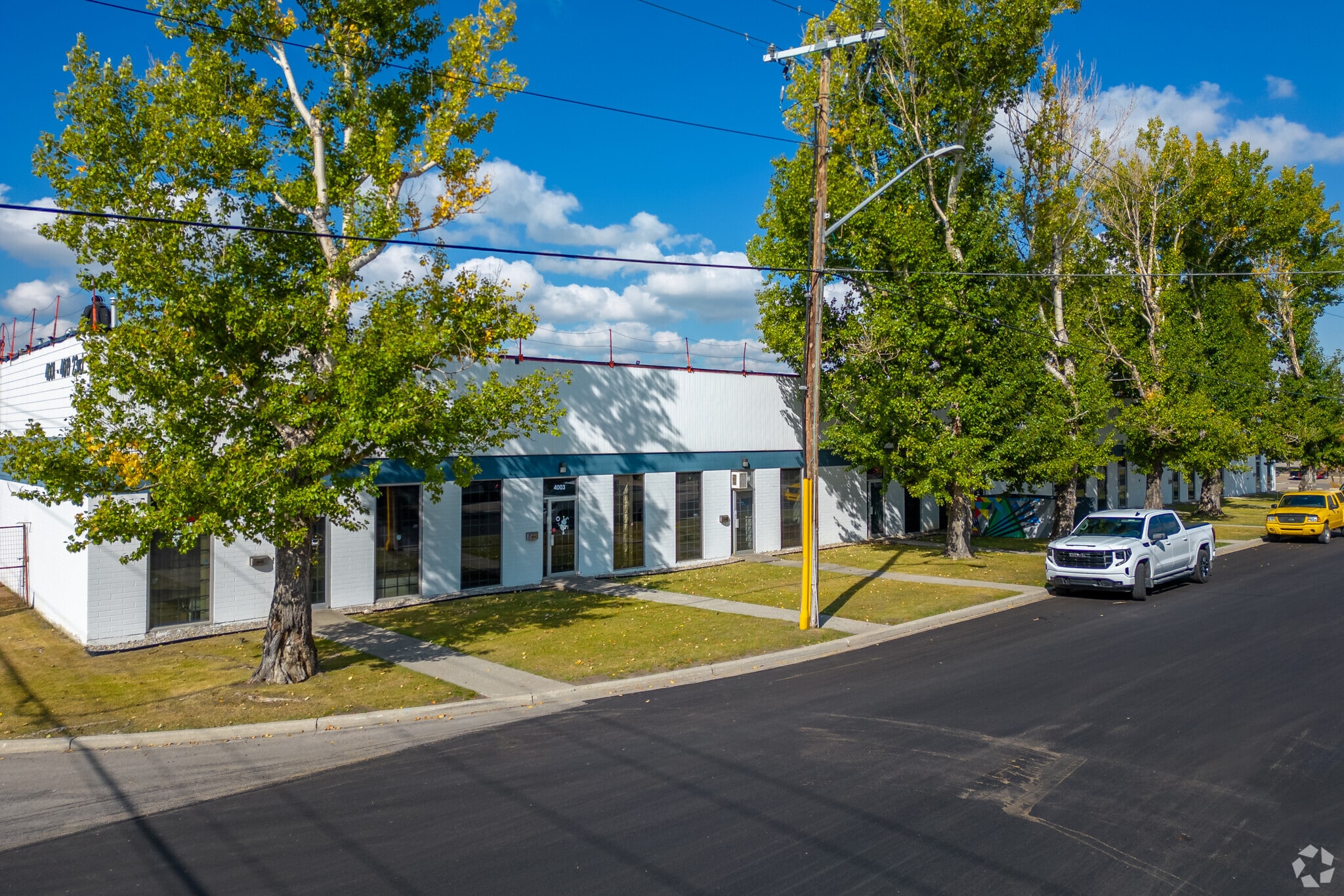 4001-4019 23rd St NE, Calgary, AB for Rent