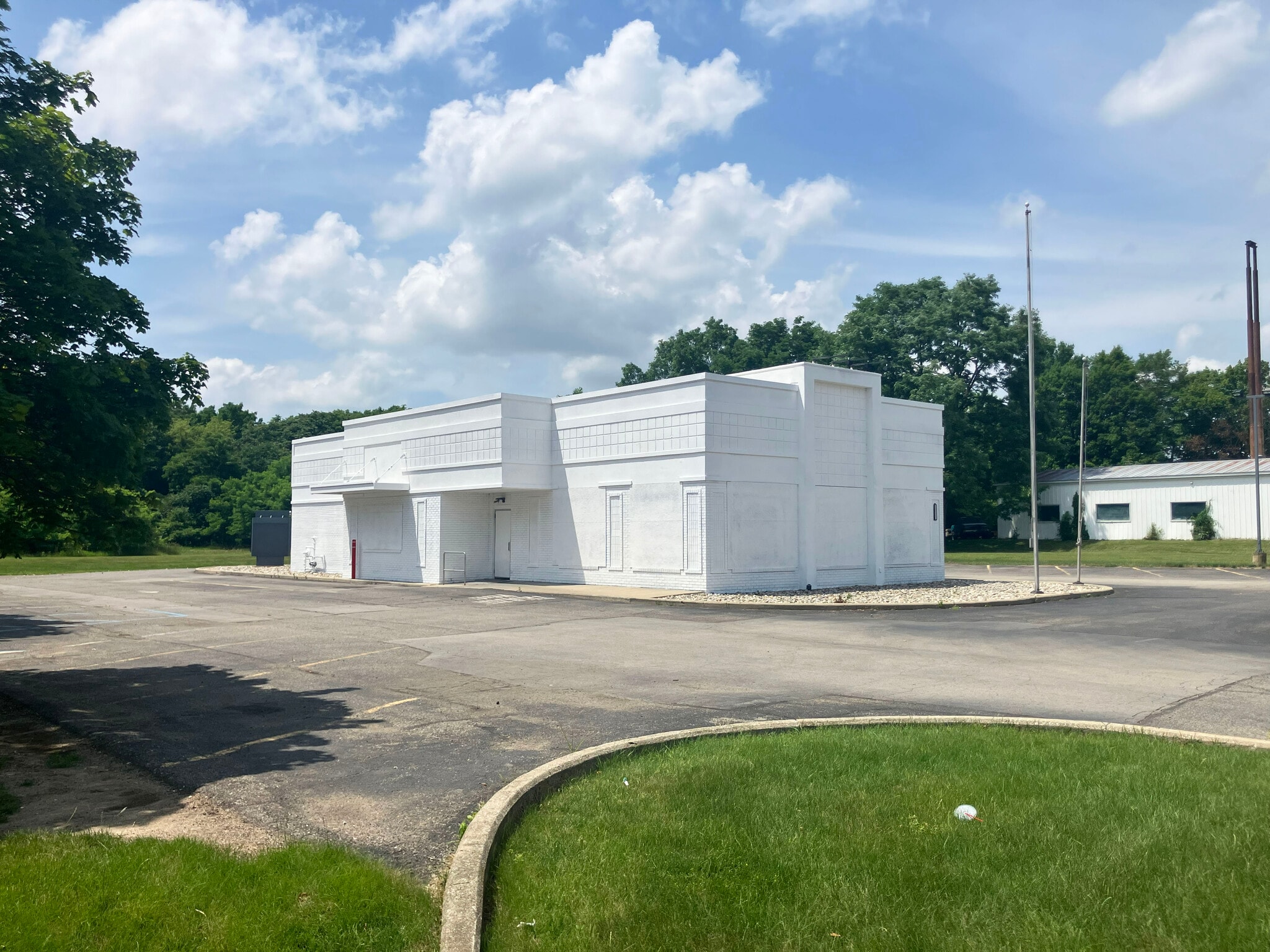 1317 N Eaton St, Albion, MI for Rent