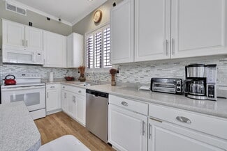 Surprise, AZ Assisted Livings - CHARMING WEST VALLEY ALH