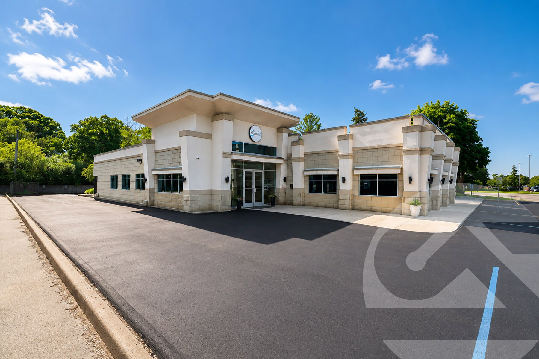 28552 Orchard Lake Rd, Farmington Hills, MI for Rent