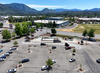 Grants Pass, OR Bank - 1000 NE E St
