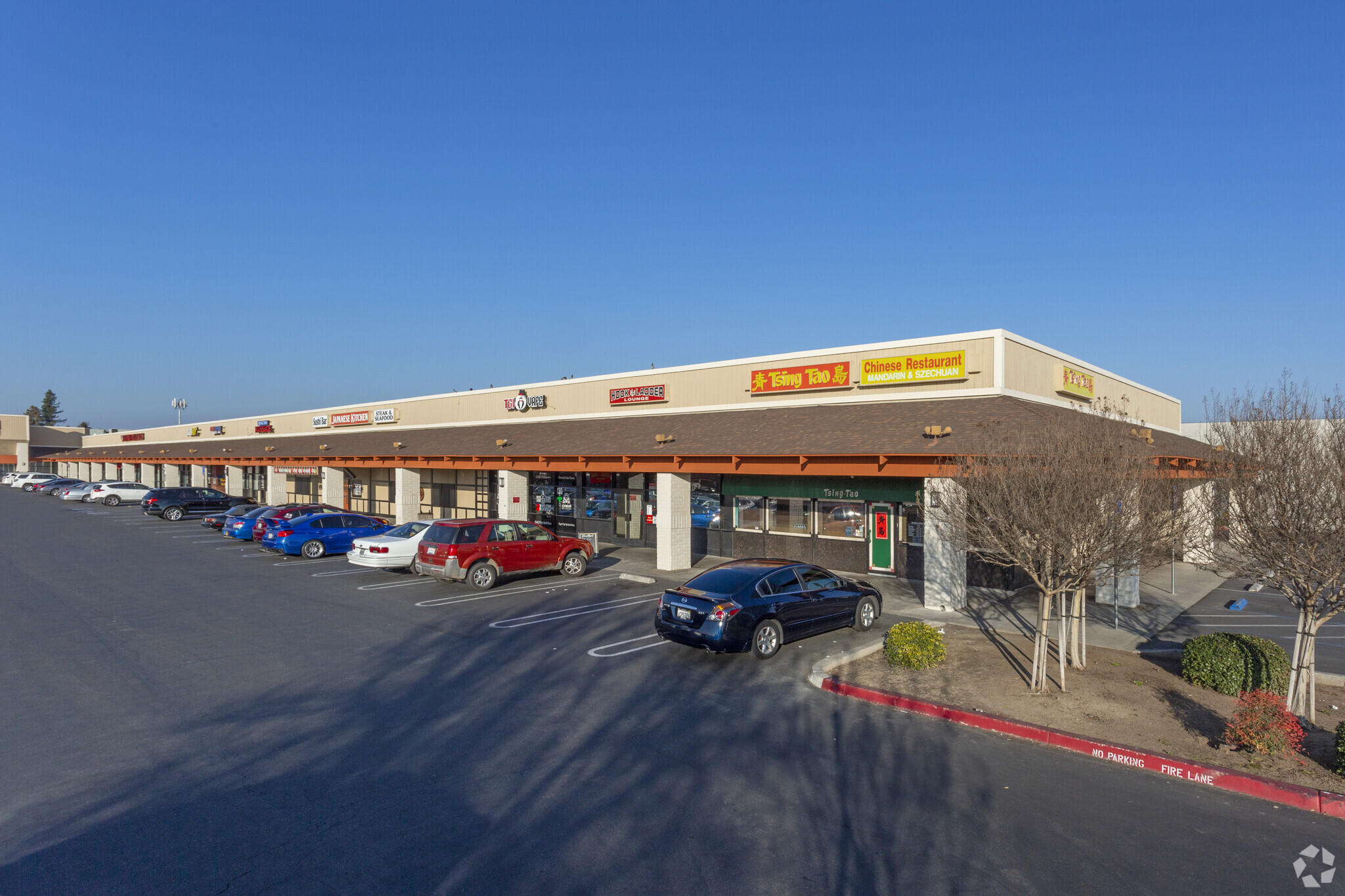 701-781 W Shaw Ave, Clovis, CA for Rent