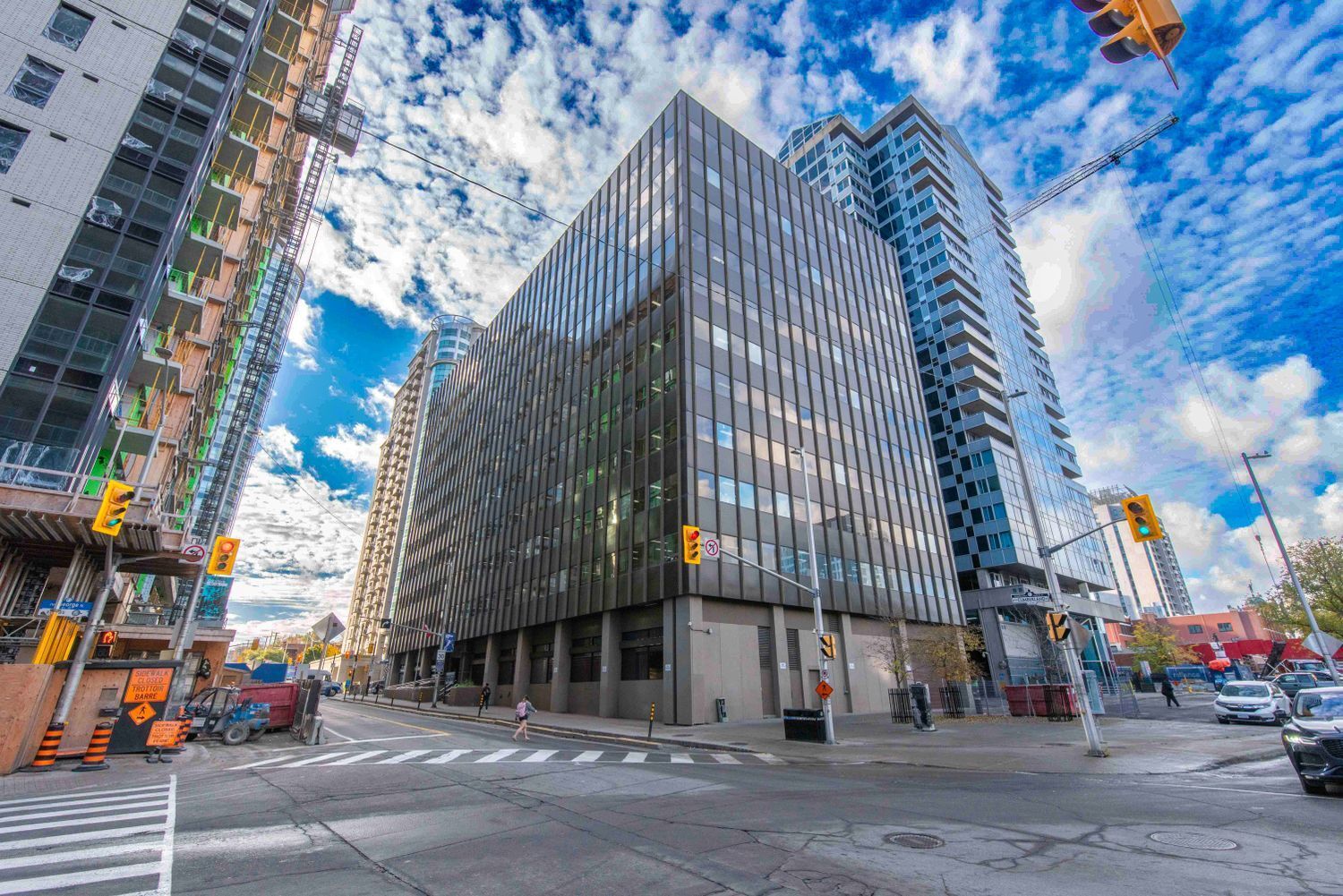 400 Cumberland St, Ottawa, ON for Rent