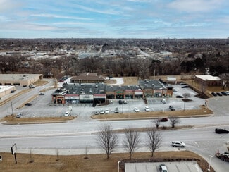 Omaha, NE Storefront Retail/Office - 2201-2221 N 90th St