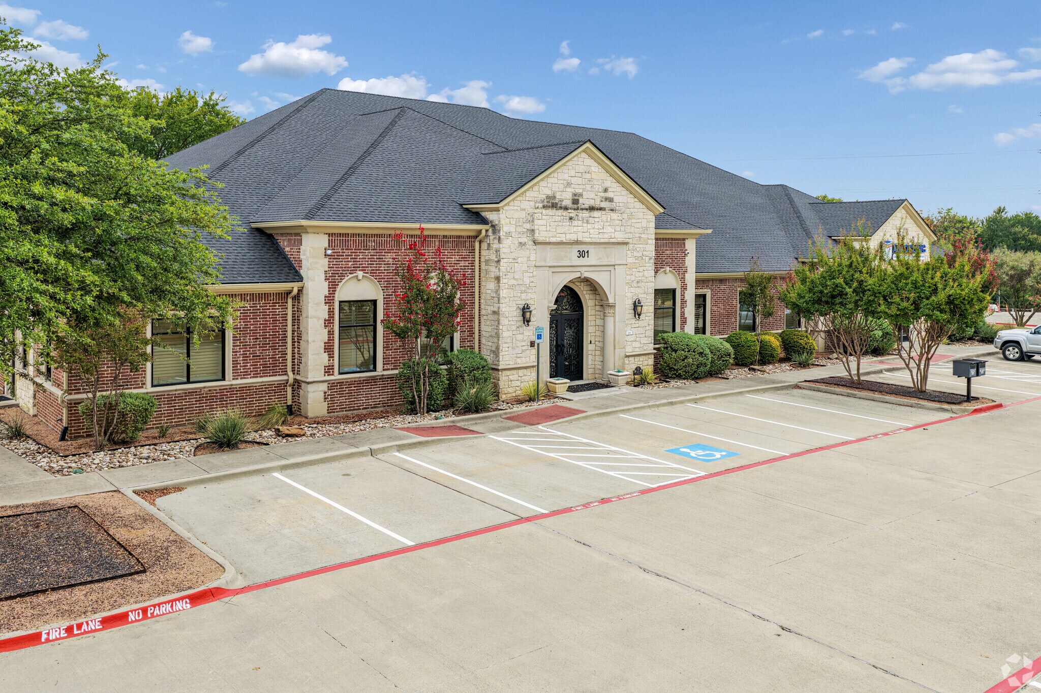 301 S Watters Rd, Allen, TX for Rent