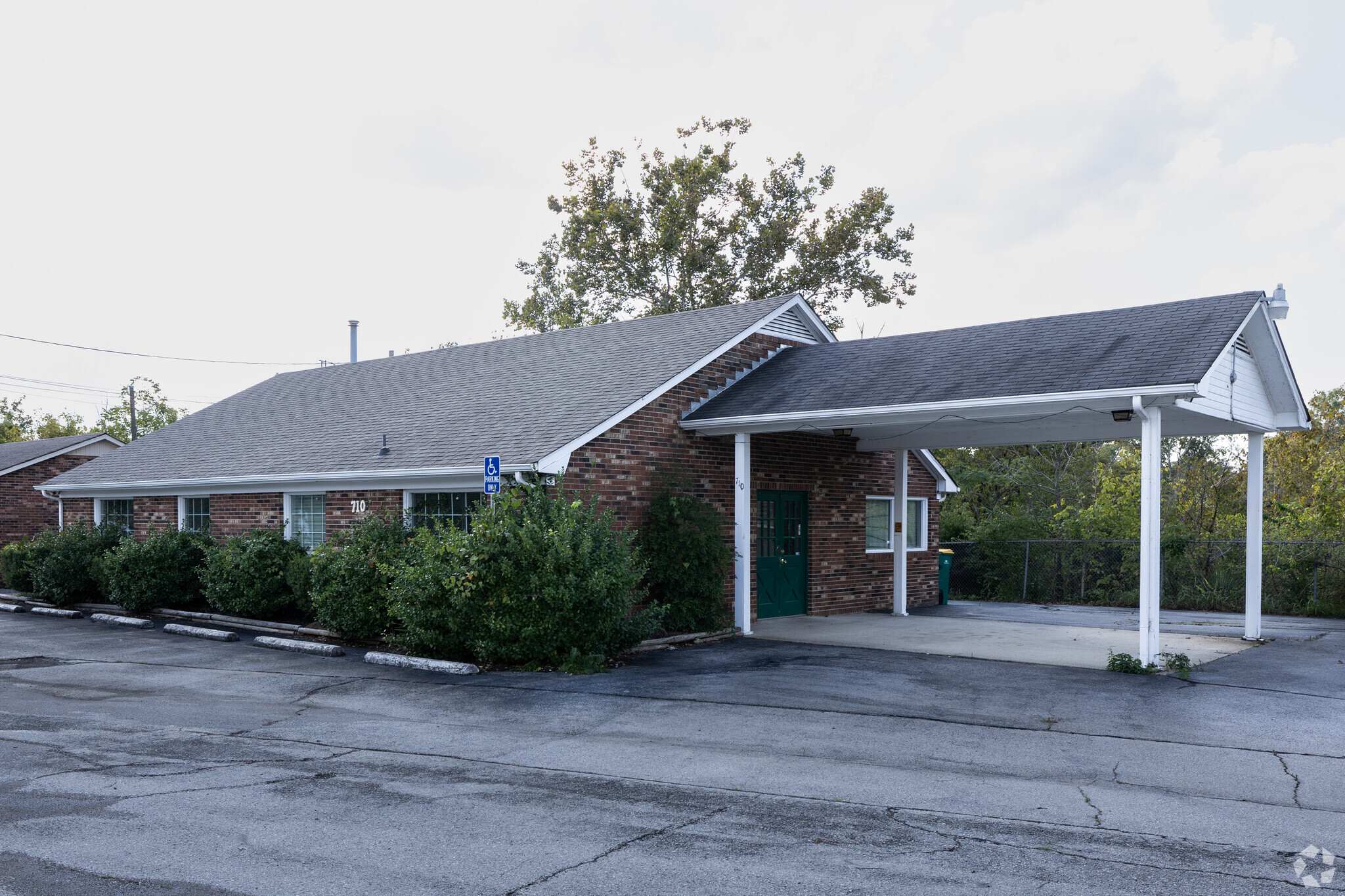 710 Cornersville Rd, Lewisburg, TN for Rent