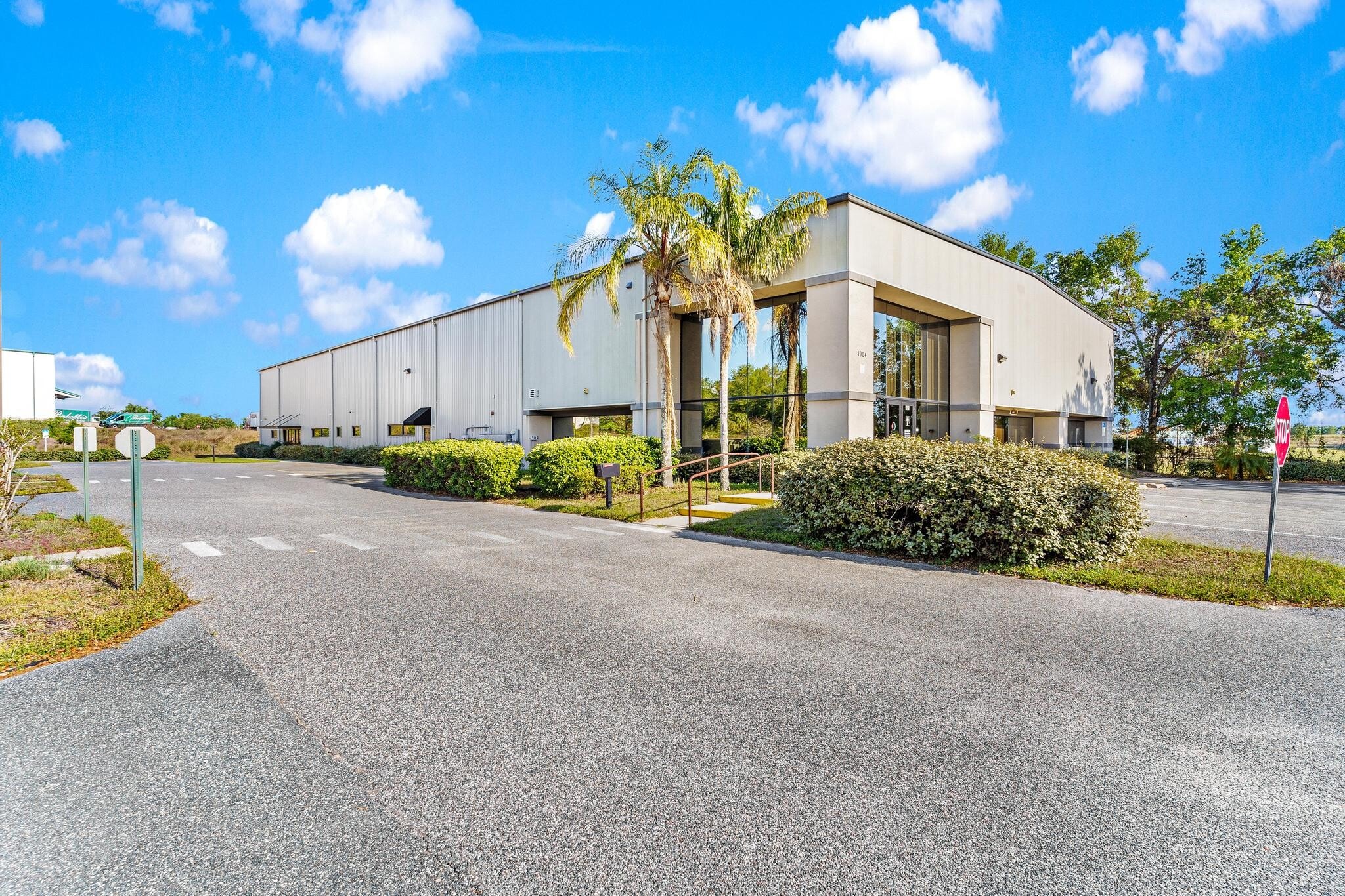 1904 Thomas Ave, Leesburg, FL for Rent