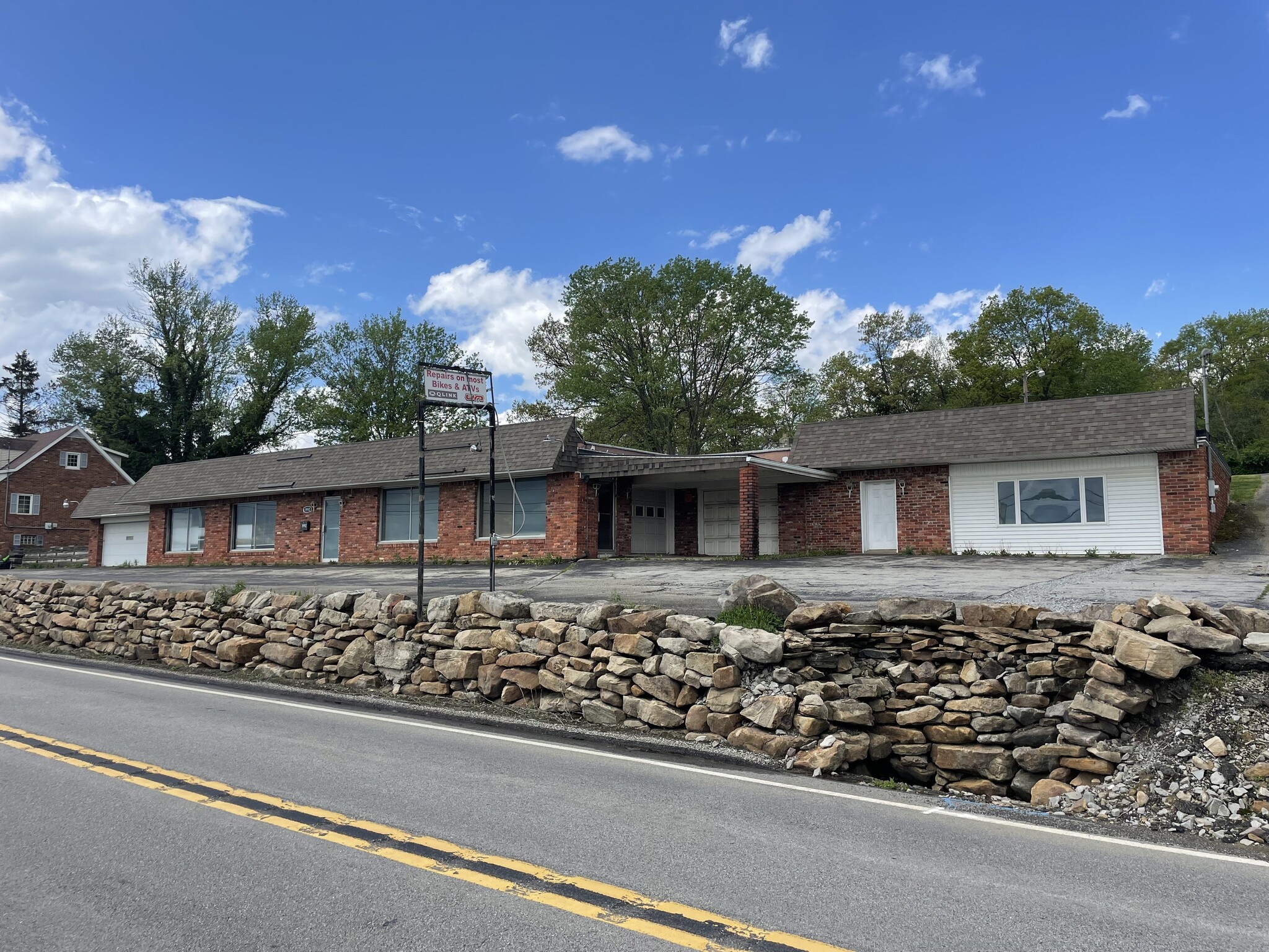 1992 Mount Pleasant Rd, Greensburg, PA for Rent