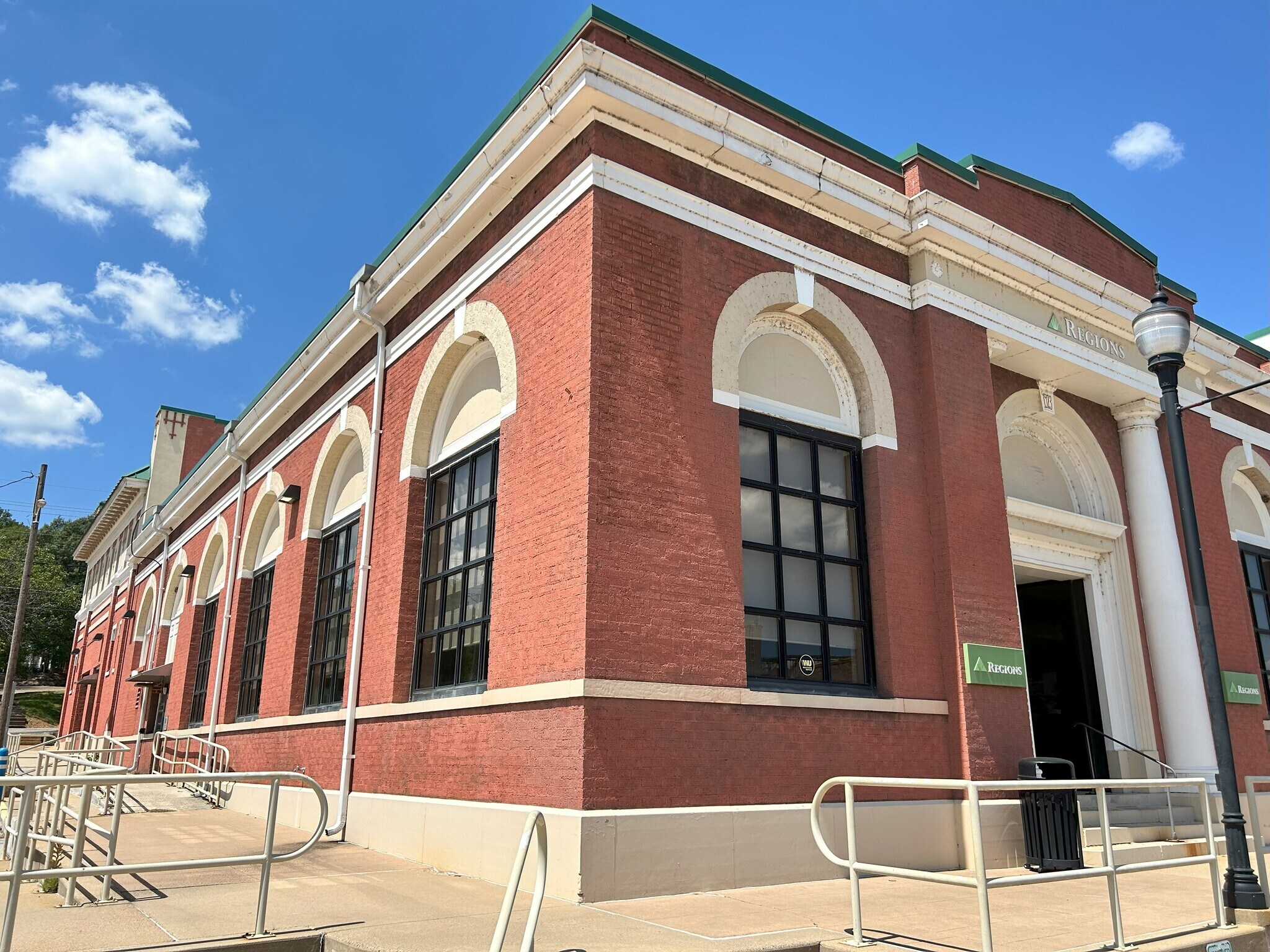 103 N Main St, Nashville, AR for Sale