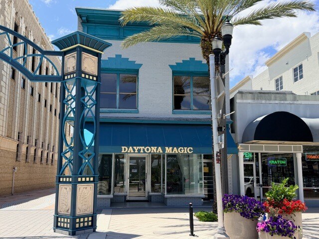 136 S Beach St, Daytona Beach, FL for Rent