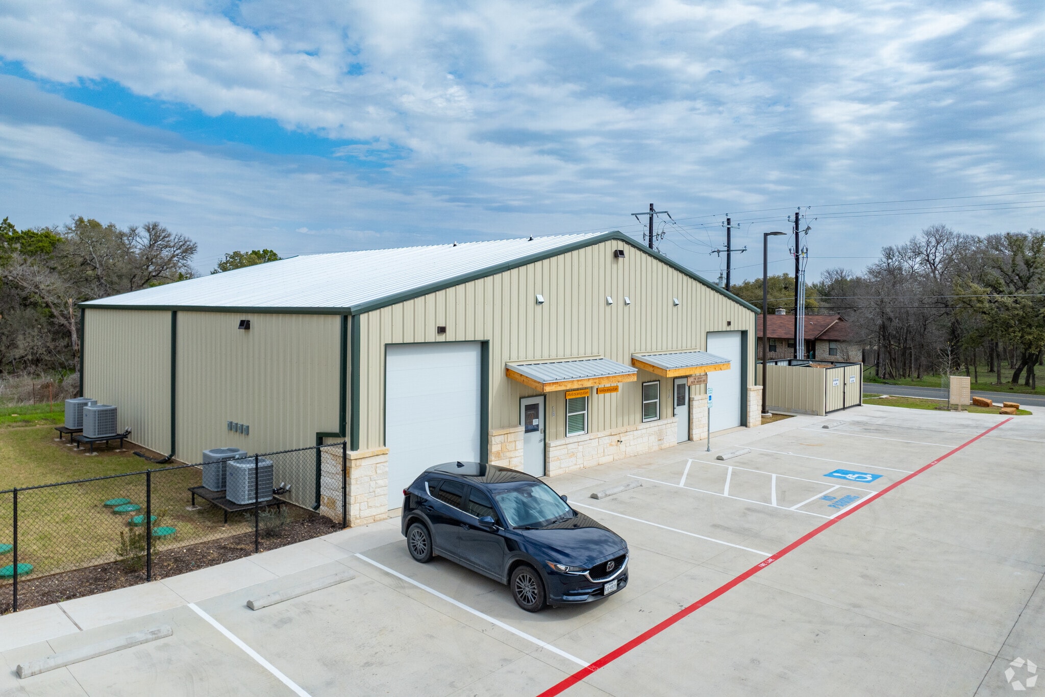 12700 Lowden Ln, Manchaca, TX for Rent