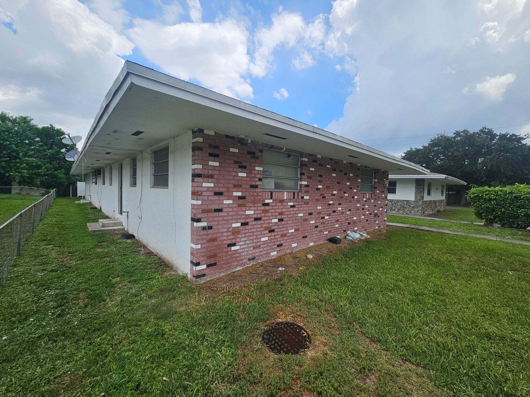 5905 Pierce St, Hollywood, FL for Sale