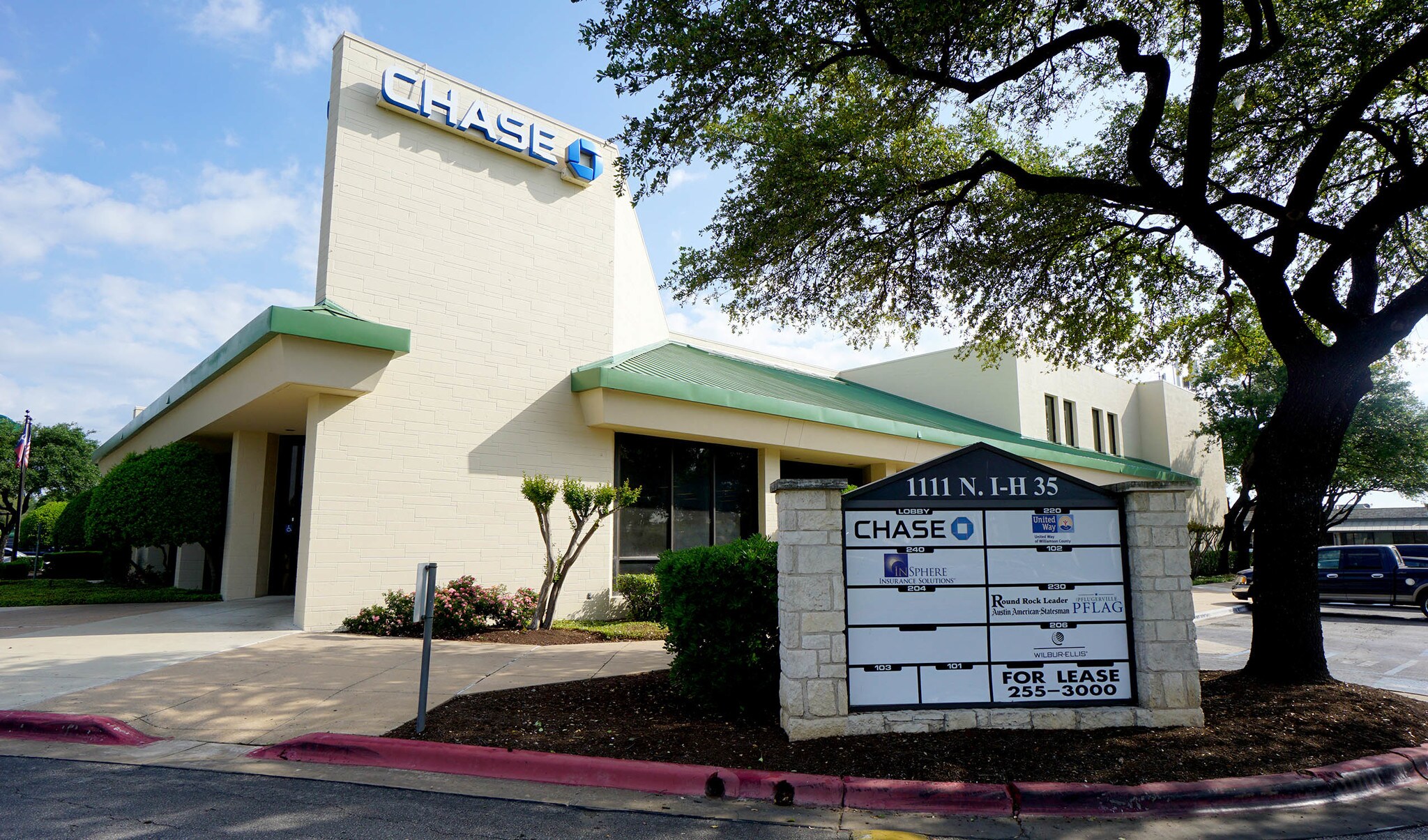 1111 N Interstate 35, Round Rock, TX for Rent
