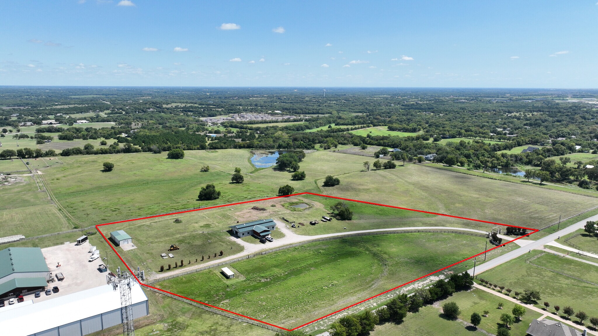1253 N Hill St, Van Alstyne, TX for Sale