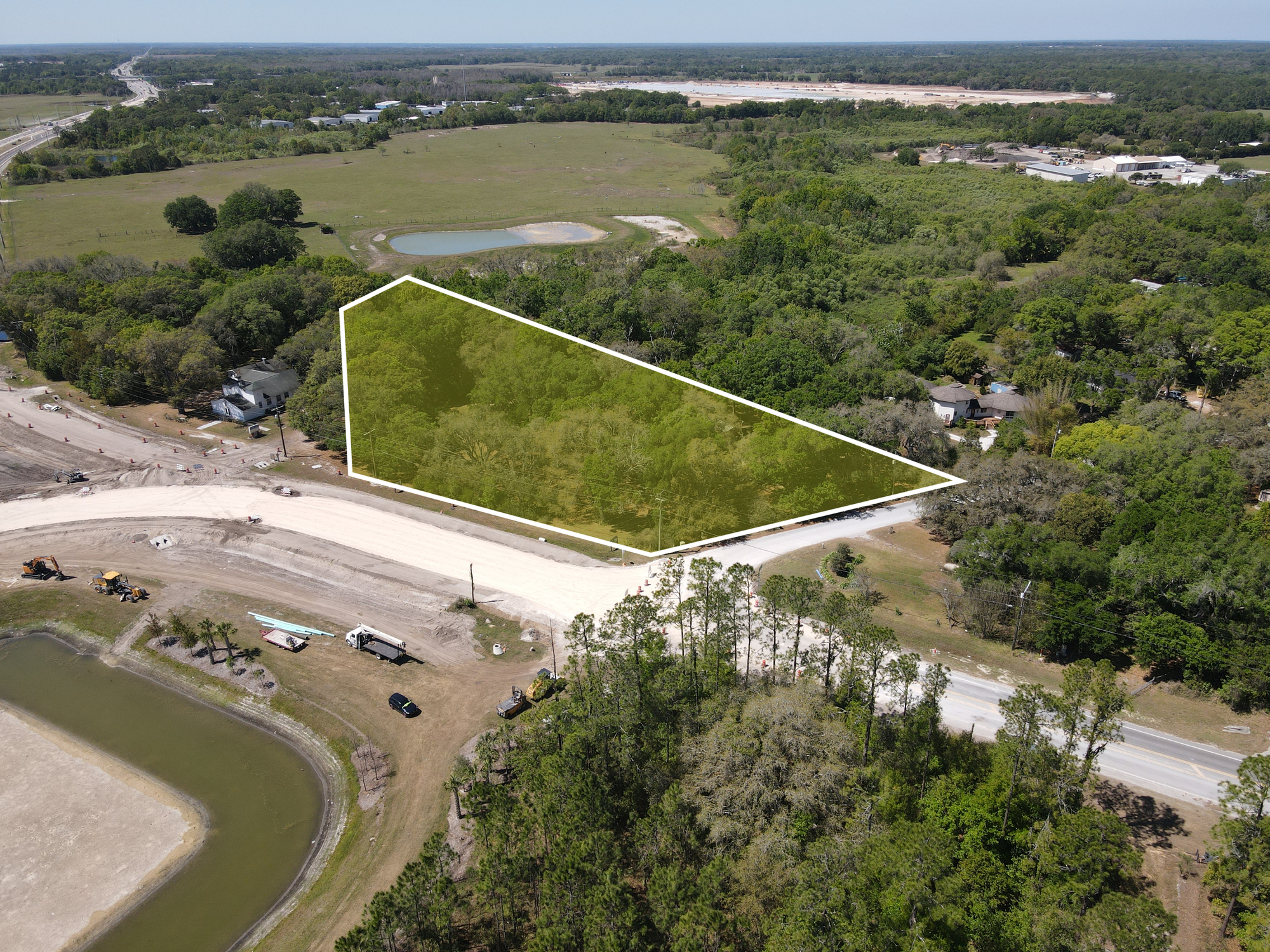 11637 Emmaus Cemetery, San Antonio, FL for Sale