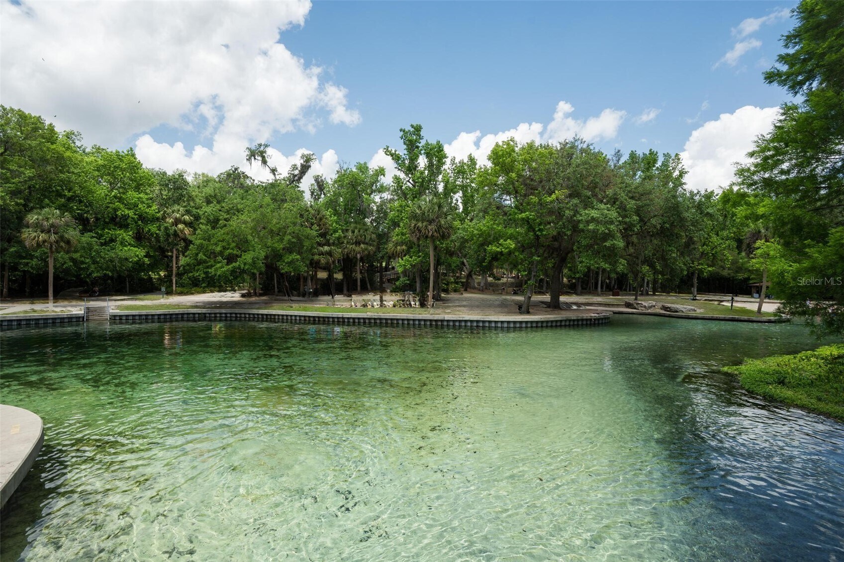 26 E Kelly Park Rd, Apopka, FL for Sale