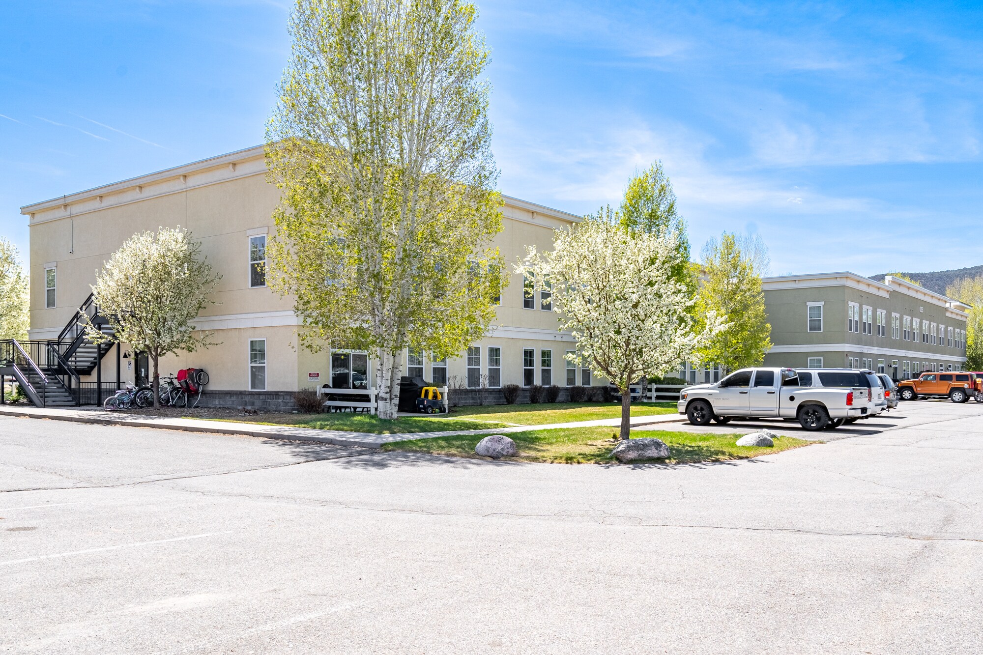 625 Red Table Dr, Gypsum, CO for Sale