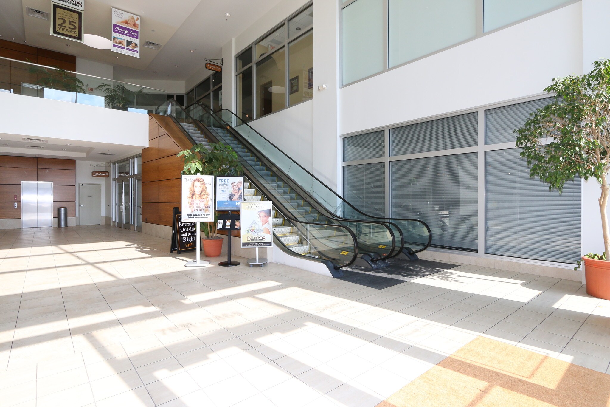 7727-7865 Kenwood Rd, Cincinnati, OH for Rent