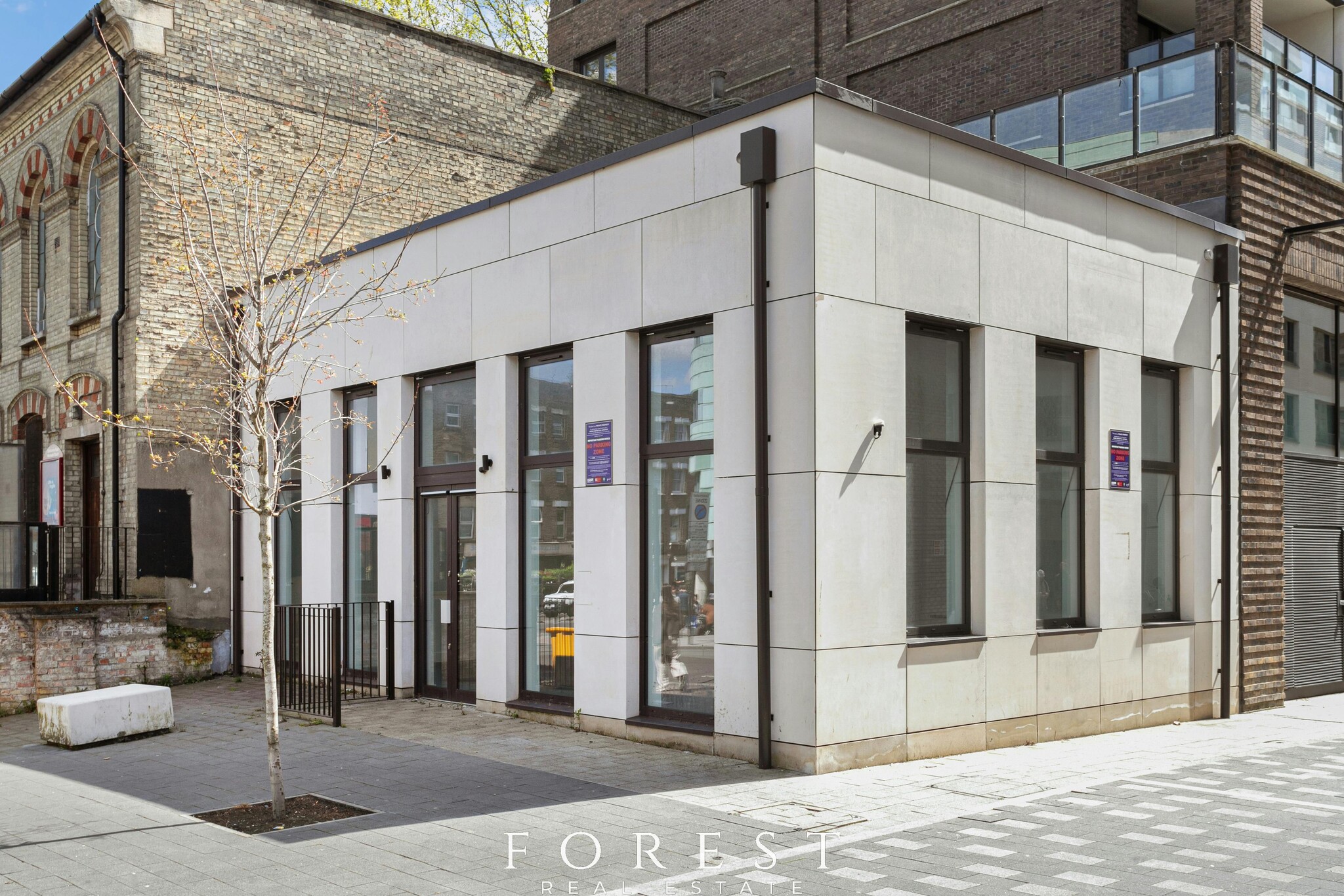 1 Market Rd, London, LND for Sale