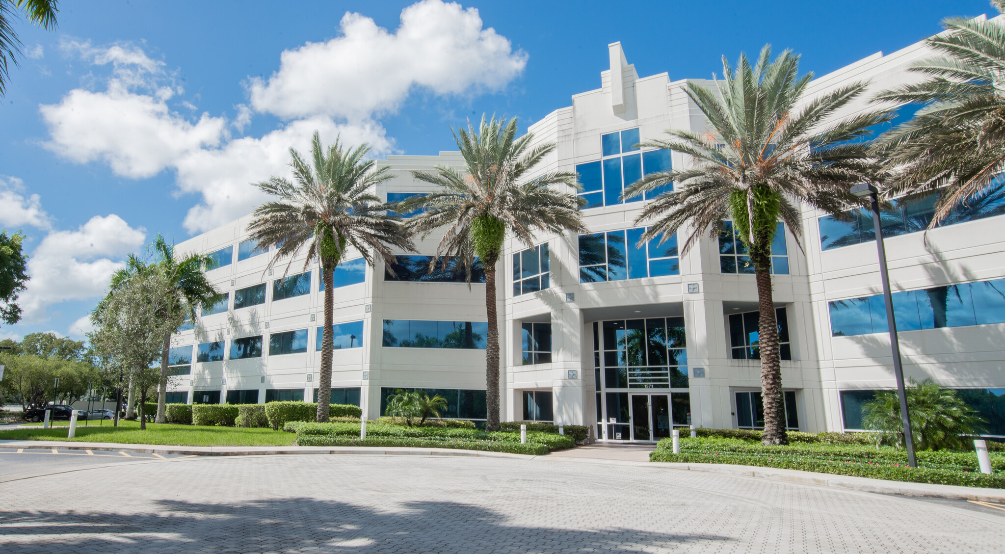 1571 Sawgrass Corporate Pky, Sunrise, FL for Rent