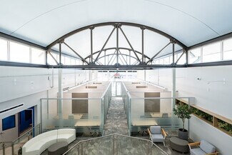 Houston, TX Coworking Space - 12121 Westheimer Rd