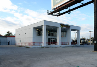 Orlando, FL Auto Dealership - 3450 W Colonial Dr