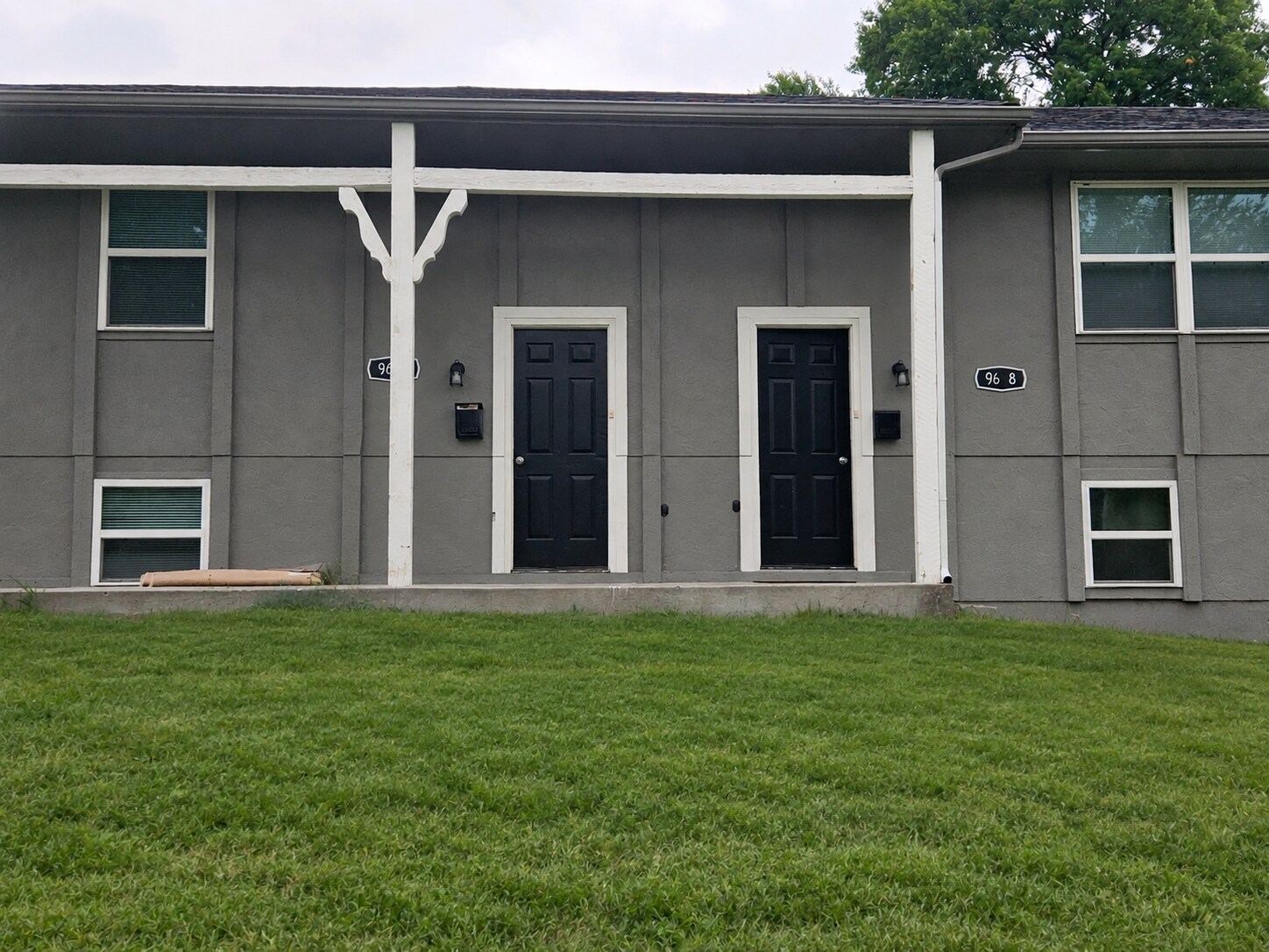 9616 E 23rd St S, Independence, MO for Sale