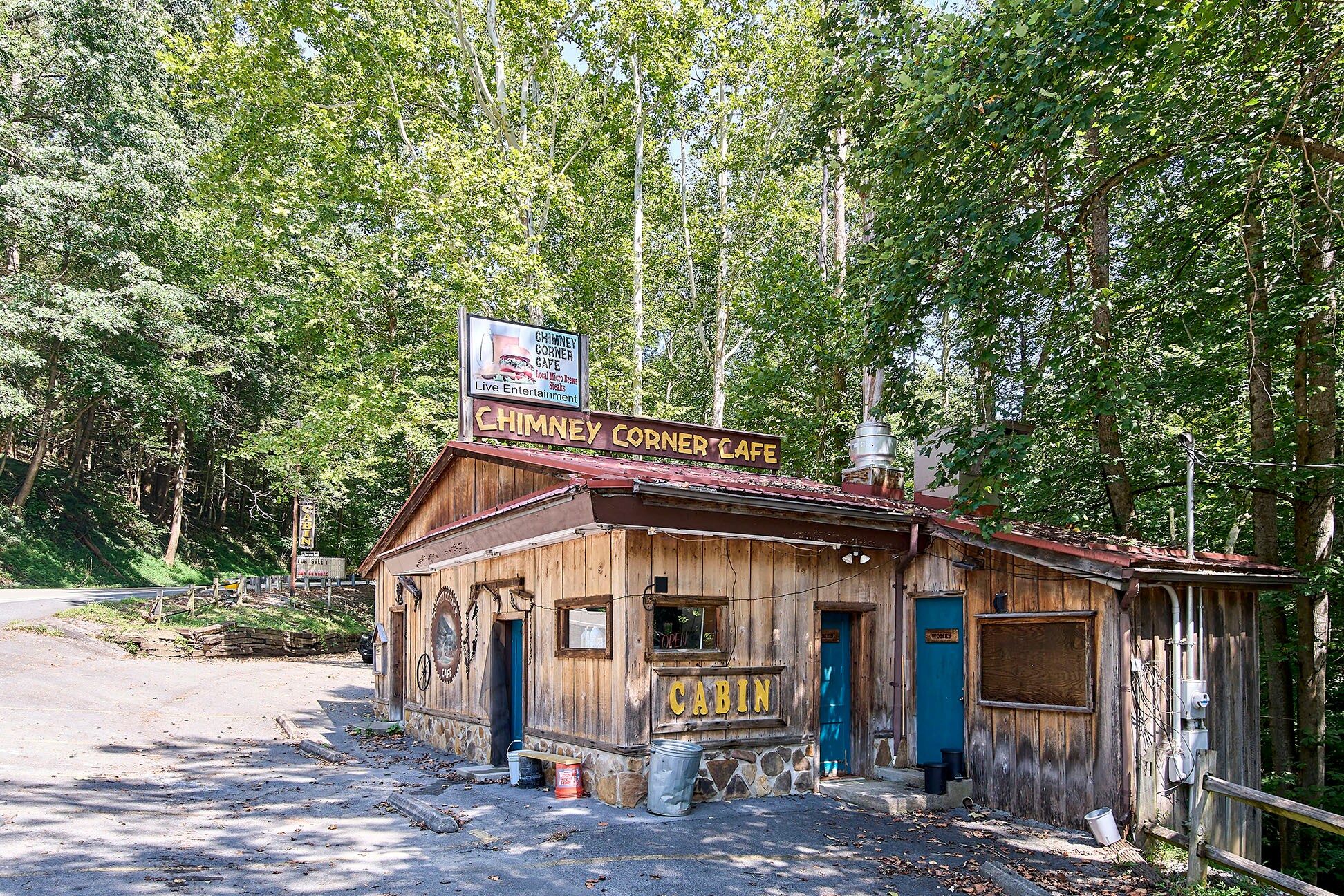 15303 Midland Trl, Ansted, WV for Sale