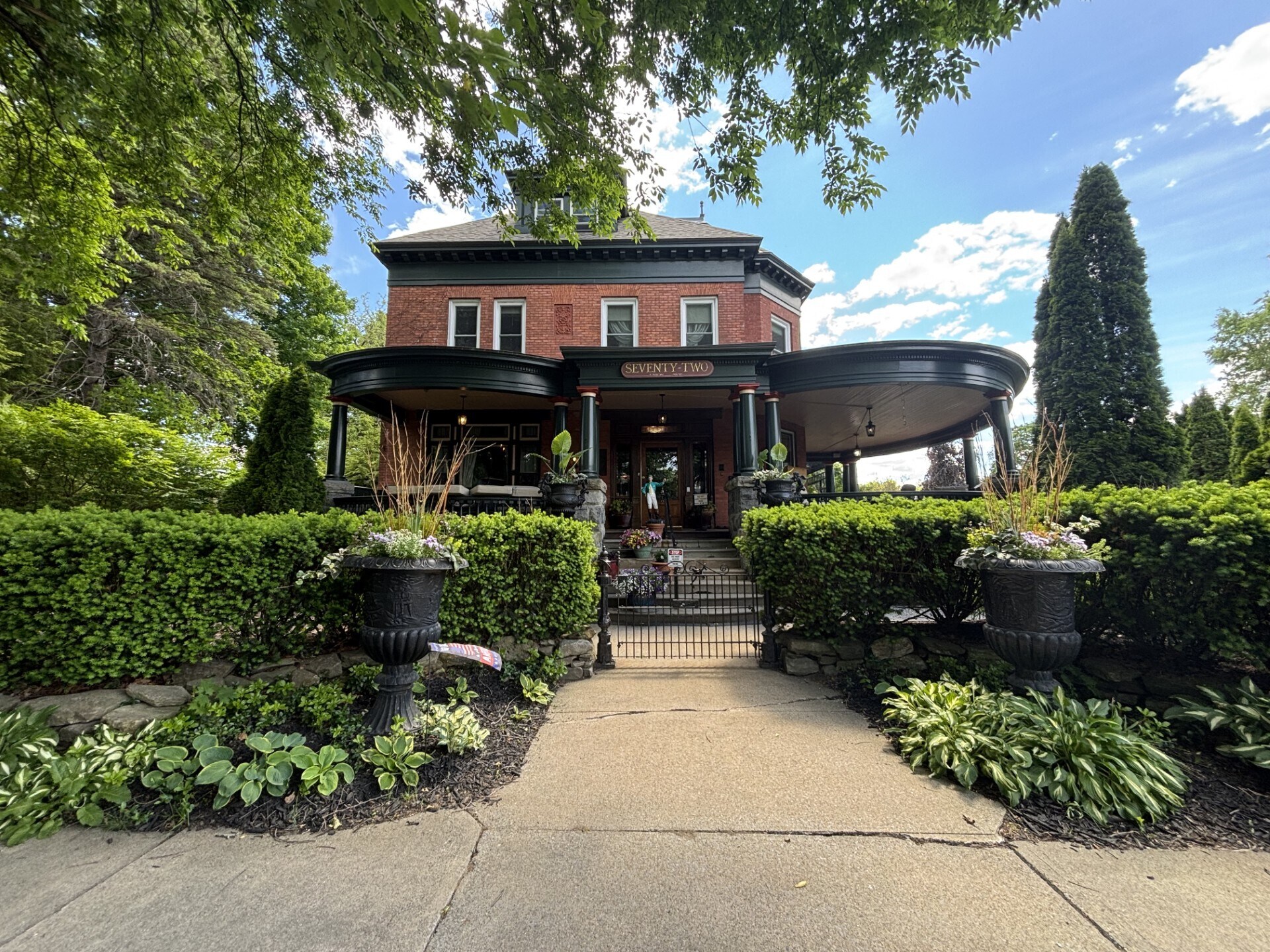 72 Union Ave, Saratoga Springs, NY for Sale
