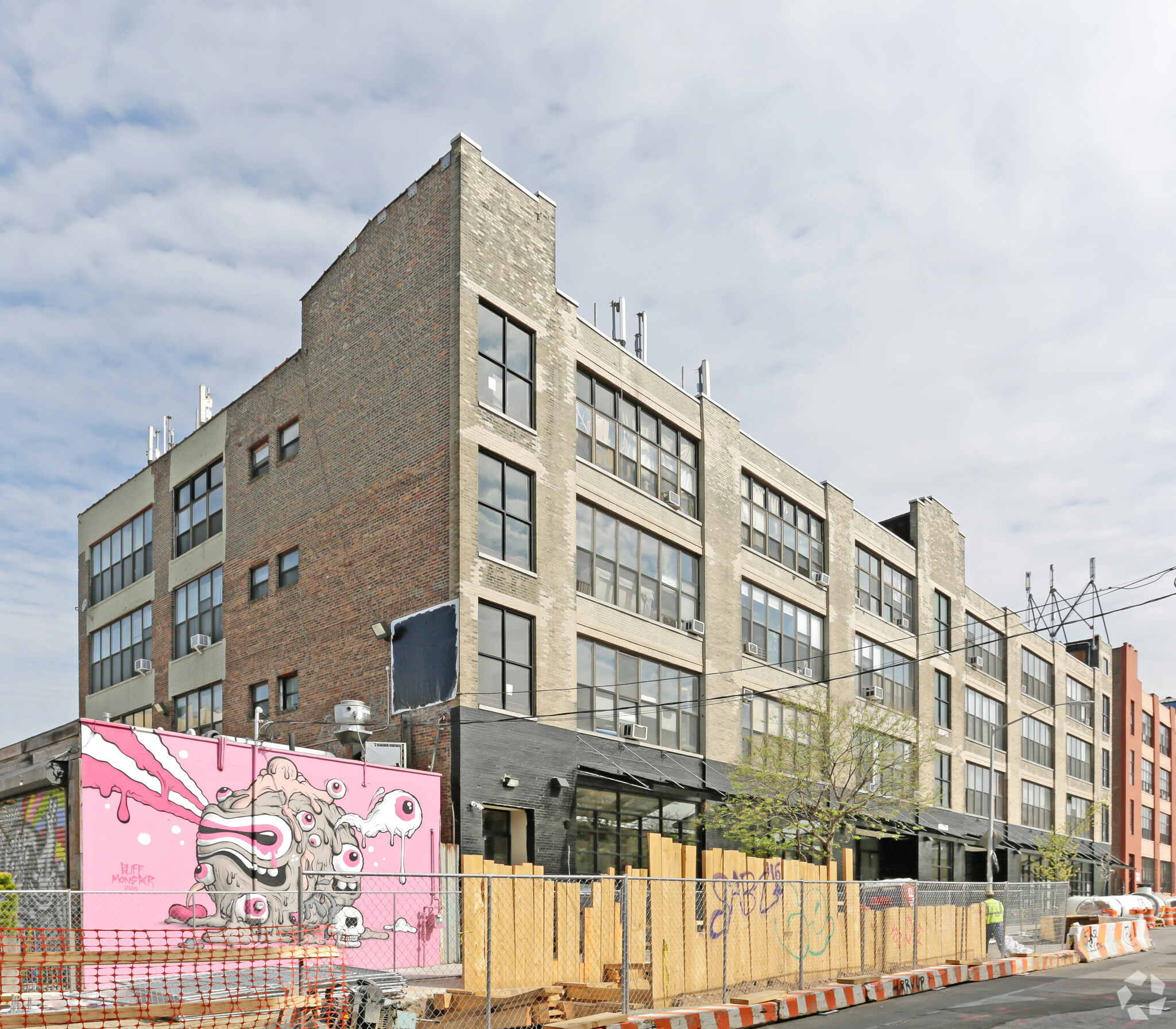 449-465 Troutman St, Brooklyn, NY for Rent