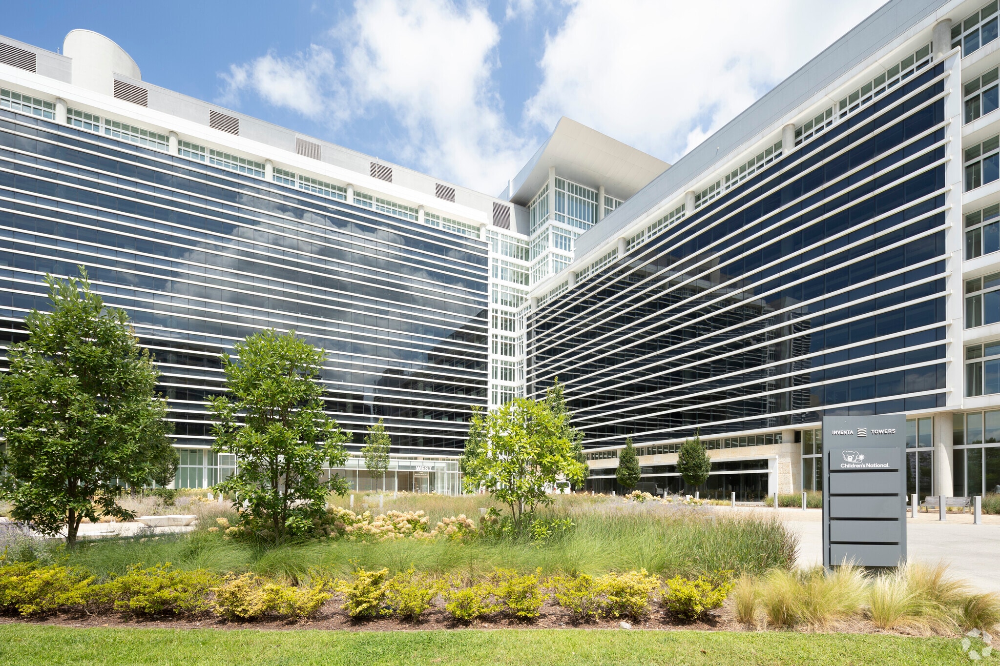 1 Inventa Pl, Silver Spring, MD for Rent