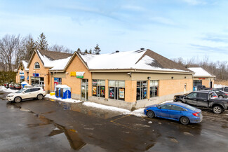 Vaudreuil-dorion, QC Service Station - 3235-3239 Rte Harwood