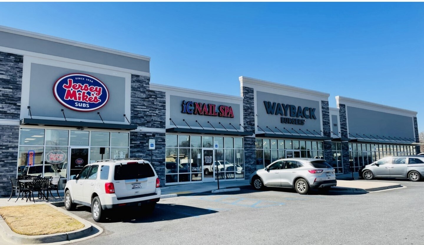 1550 E Main St Duncan, SC 29334 Retail Property for Lease on